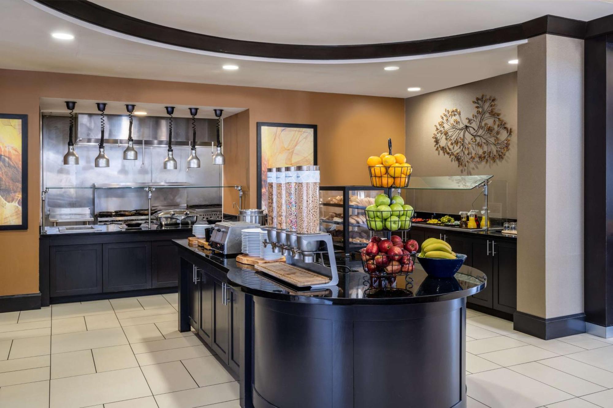 Hilton Garden Inn Ft Worth Alliance Airport Роаноук Екстериор снимка