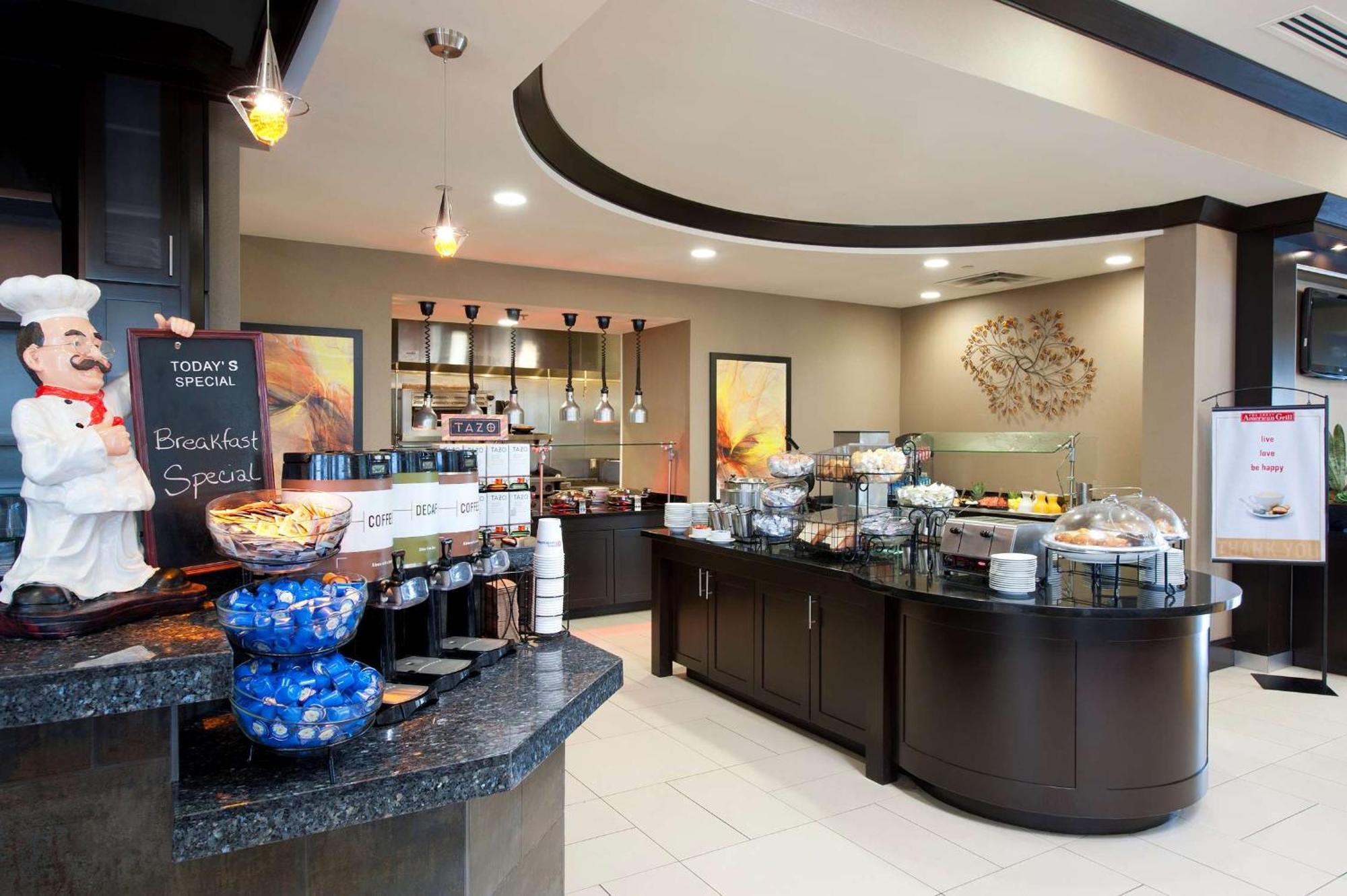 Hilton Garden Inn Ft Worth Alliance Airport Роаноук Екстериор снимка