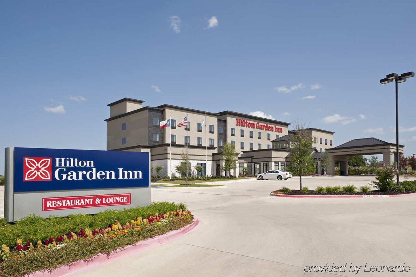 Hilton Garden Inn Ft Worth Alliance Airport Роаноук Екстериор снимка
