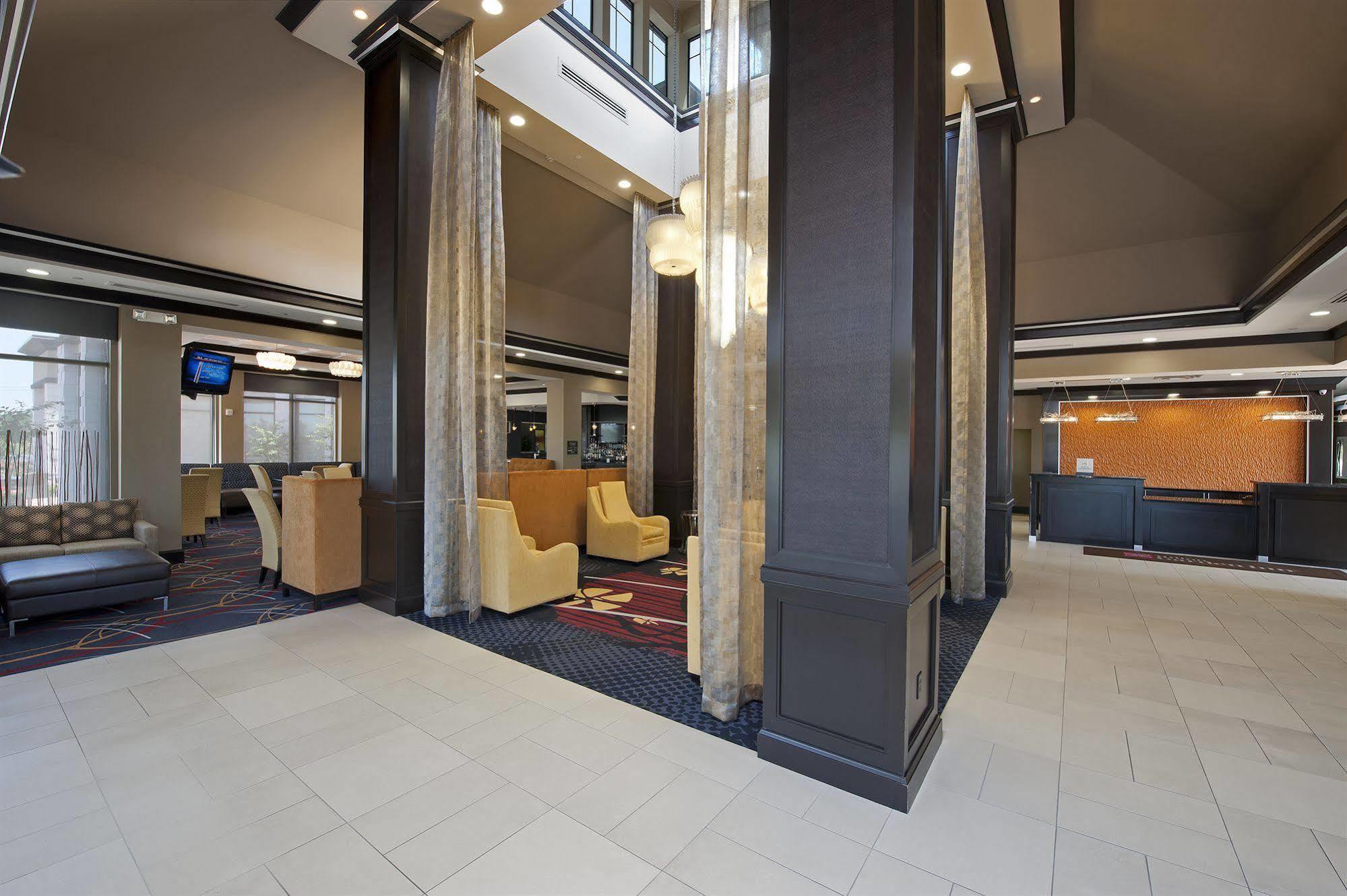 Hilton Garden Inn Ft Worth Alliance Airport Роаноук Екстериор снимка